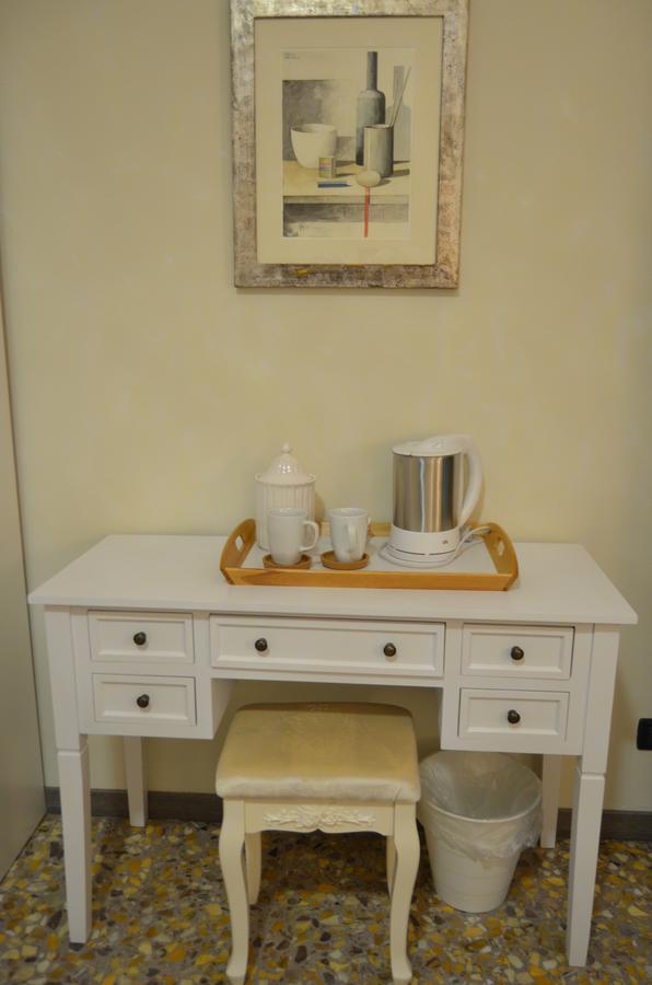 Bed And Breakfast Bissolati Brescia Exterior foto