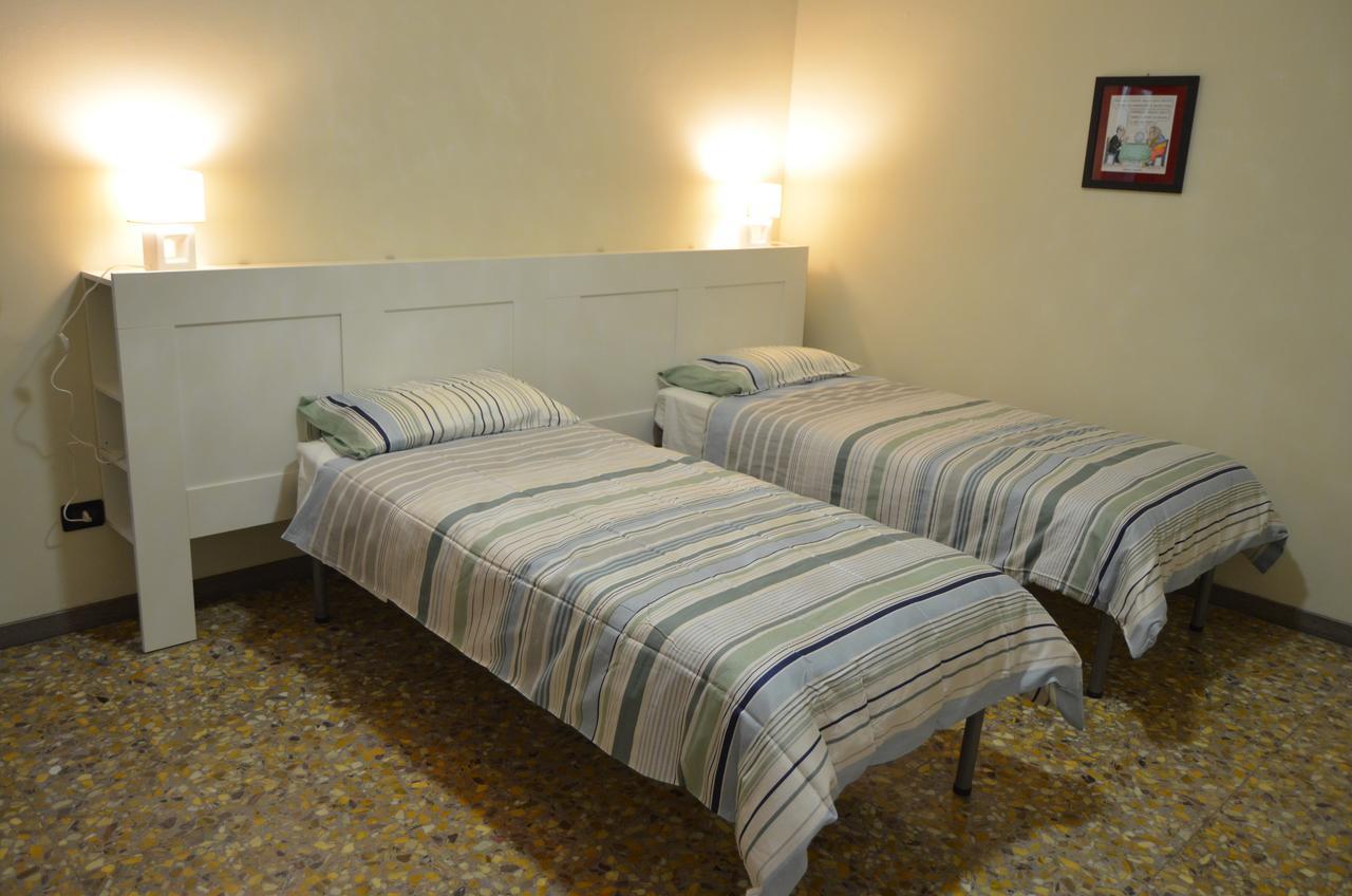 Bed And Breakfast Bissolati Brescia Exterior foto